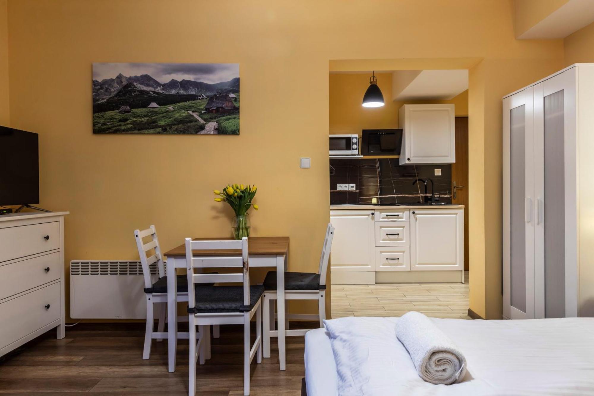 Udanypobyt Apartamenty Przy Dolinach A I B Kościelisko Kültér fotó